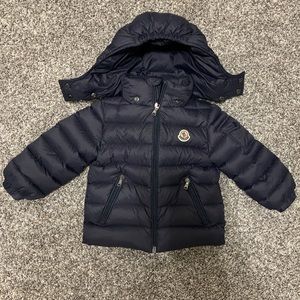 MONCLER Baby UNISEX JULES DOWN PUFFER JACKET in NAVY SZ 18/24 Months